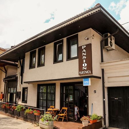 Bed And Breakfast Vijecnica Sarajevo Exterior foto