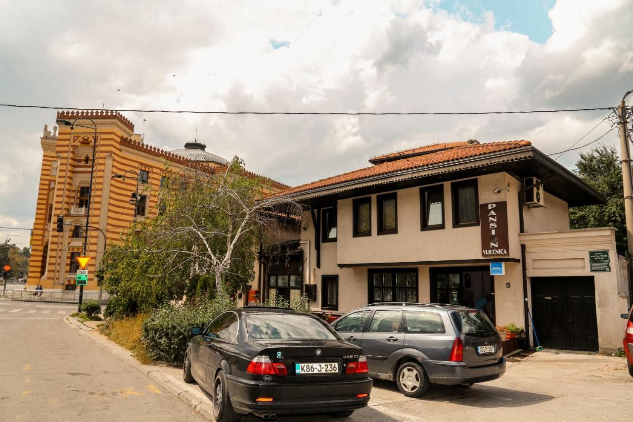Bed And Breakfast Vijecnica Sarajevo Exterior foto